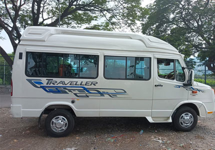 13 Seater Tempo Traveller