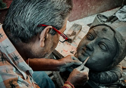 Colonial Kolkata Churches Tour – St. Paul’s Cathedral Visit