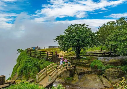 Wildlife & Waterfalls Adventure – Kaziranga Meghalaya Tour